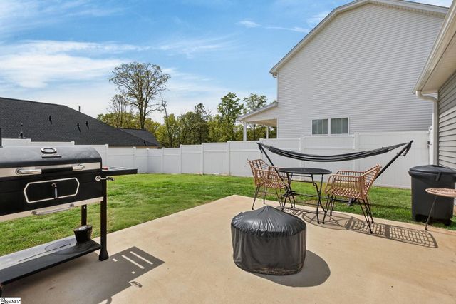 703 Burbrook Lane, Boiling Springs, SC 29316