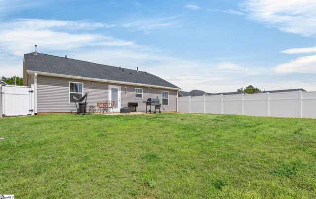 703 Burbrook Lane, Boiling Springs, SC 29316