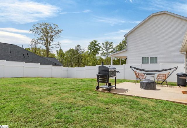 703 Burbrook Lane, Boiling Springs, SC 29316