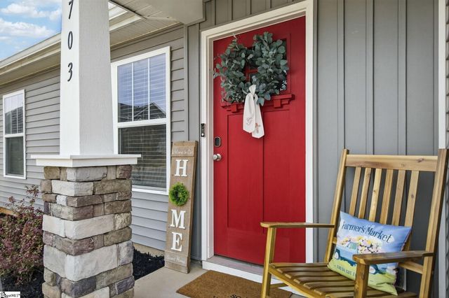 703 Burbrook Lane, Boiling Springs, SC 29316