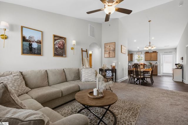 703 Burbrook Lane, Boiling Springs, SC 29316