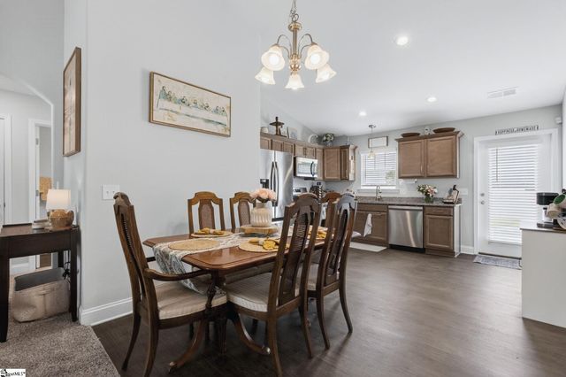 703 Burbrook Lane, Boiling Springs, SC 29316