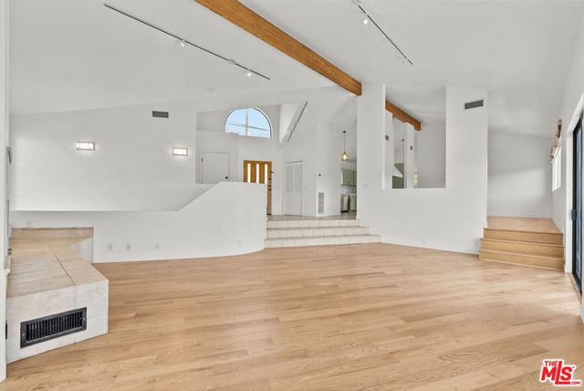 3665 ALTA MESA Drive, Studio City, CA 91604