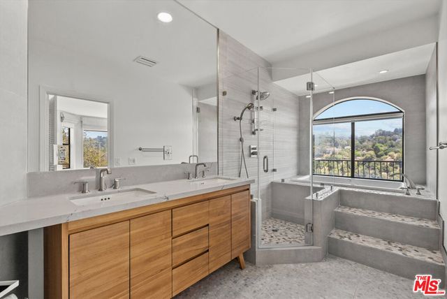 3665 ALTA MESA Drive, Studio City, CA 91604