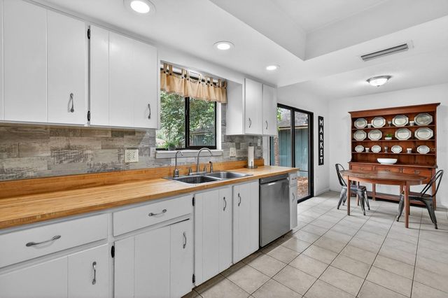 26 BAYMEADOW COURT, Ormond Beach, FL 32174