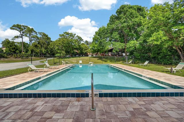 26 BAYMEADOW COURT, Ormond Beach, FL 32174