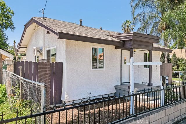 315 W 10th Street, San Bernardino, CA 92410