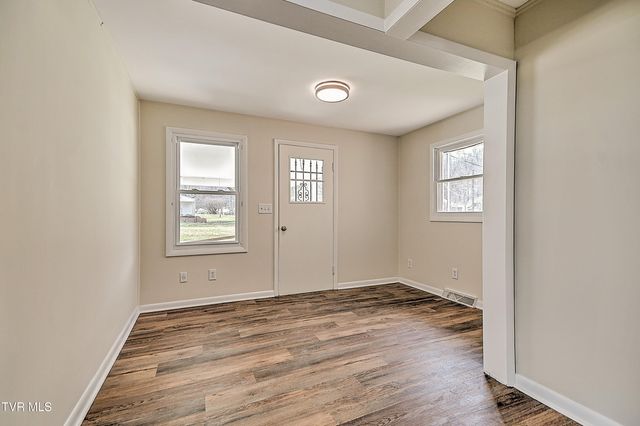 711 Parkway Boulevard, Elizabethton, TN 37643