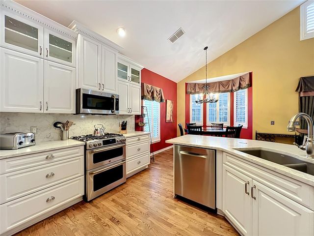 2433 STONEVIEW ROAD, Orlando, FL 32806