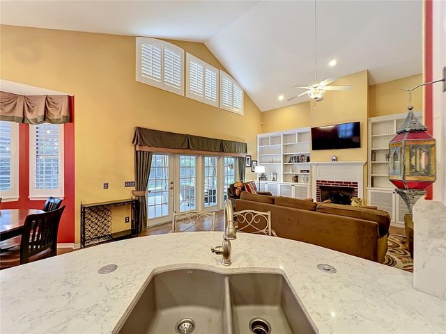 2433 STONEVIEW ROAD, Orlando, FL 32806