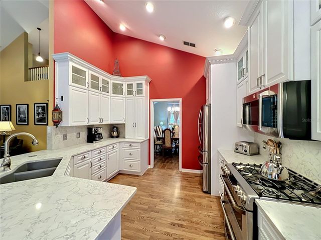 2433 STONEVIEW ROAD, Orlando, FL 32806