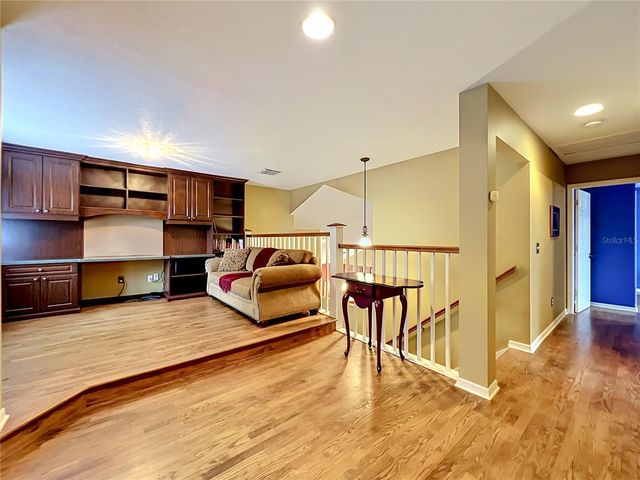 2433 STONEVIEW ROAD, Orlando, FL 32806