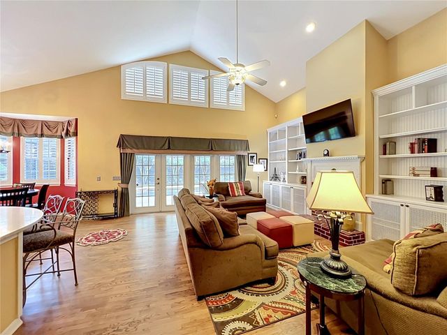 2433 STONEVIEW ROAD, Orlando, FL 32806