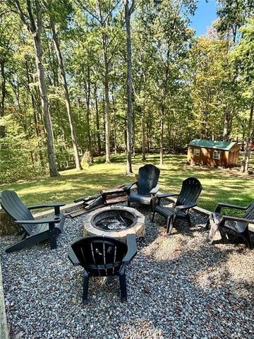 163 Beauregards Knob, Ellijay, GA 30536