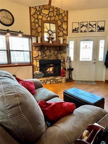 163 Beauregards Knob, Ellijay, GA 30536