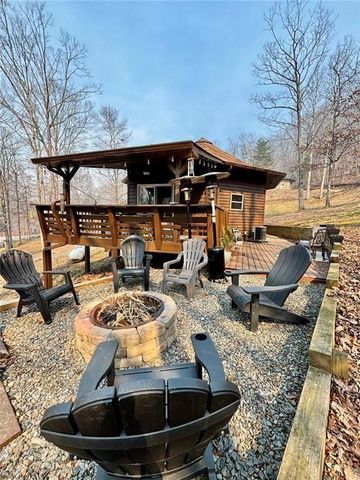 163 Beauregards Knob, Ellijay, GA 30536