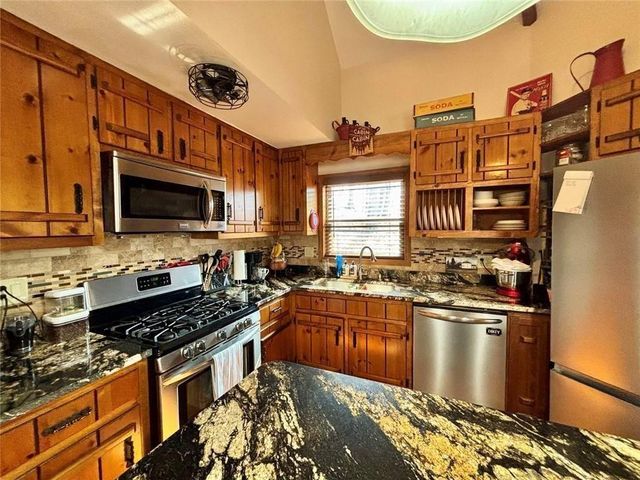 163 Beauregards Knob, Ellijay, GA 30536