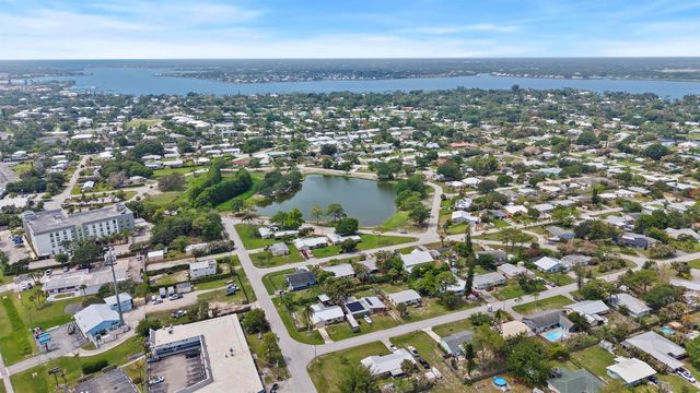 1566 NW 9th Avenue, Stuart, FL 34994