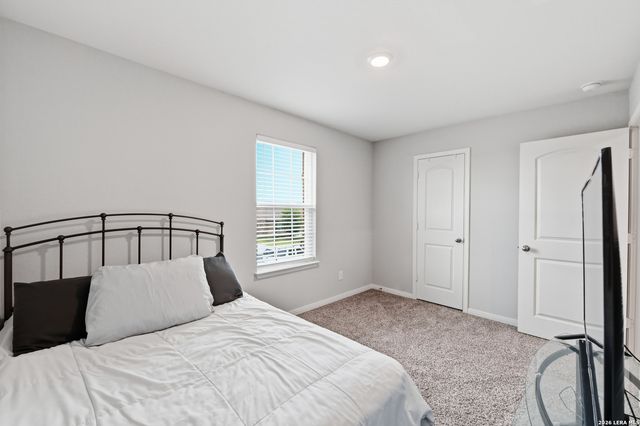 7806 Cactus Plum Dr, San Antonio, TX 78254