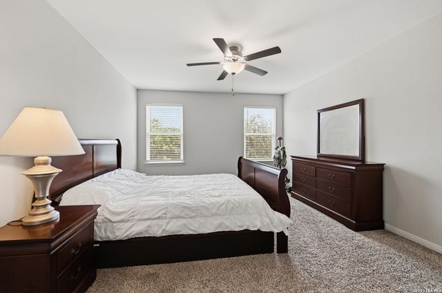 7806 Cactus Plum Dr, San Antonio, TX 78254
