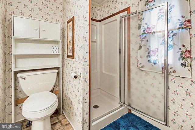 639 LAUREL CT, North Wales, PA 19454