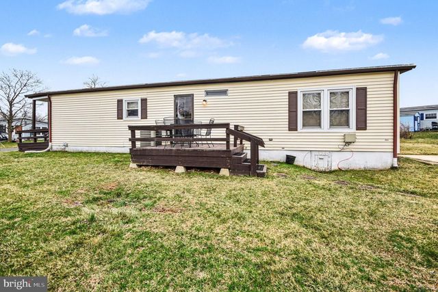 639 LAUREL CT, North Wales, PA 19454