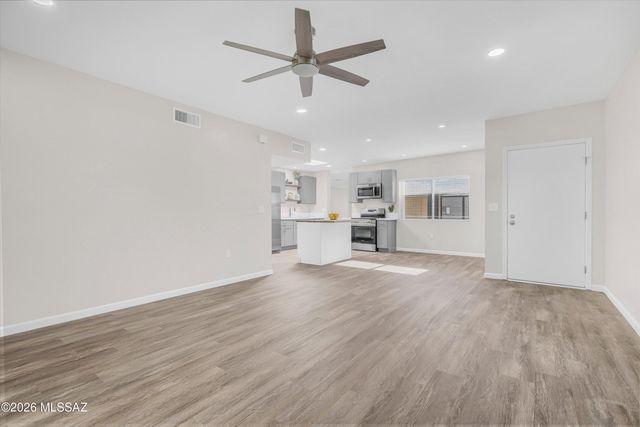 71 E Santa Chalice Drive, Green Valley, AZ 85614