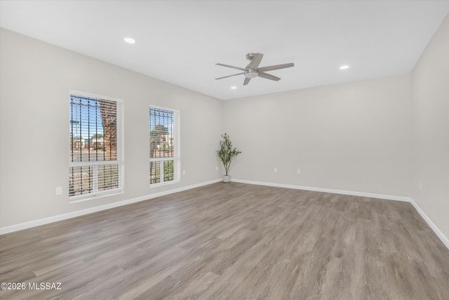 71 E Santa Chalice Drive, Green Valley, AZ 85614