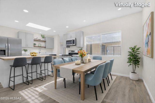 71 E Santa Chalice Drive, Green Valley, AZ 85614