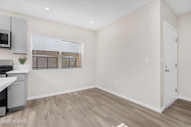 71 E Santa Chalice Drive, Green Valley, AZ 85614