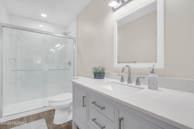 71 E Santa Chalice Drive, Green Valley, AZ 85614