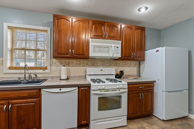 22301 Forest Ave Avenue, Lagrange Twp, MI 49031