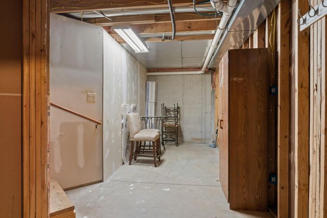 22301 Forest Ave Avenue, Lagrange Twp, MI 49031