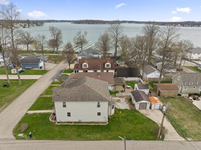 22301 Forest Ave Avenue, Lagrange Twp, MI 49031