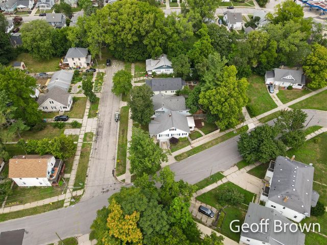 481 Graceland Street, Grand Rapids, MI 49505