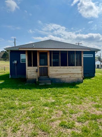 1663 Welcome Valley Road, Benton, TN 37307