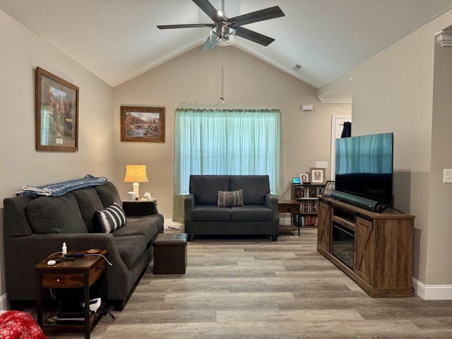 1663 Welcome Valley Road, Benton, TN 37307