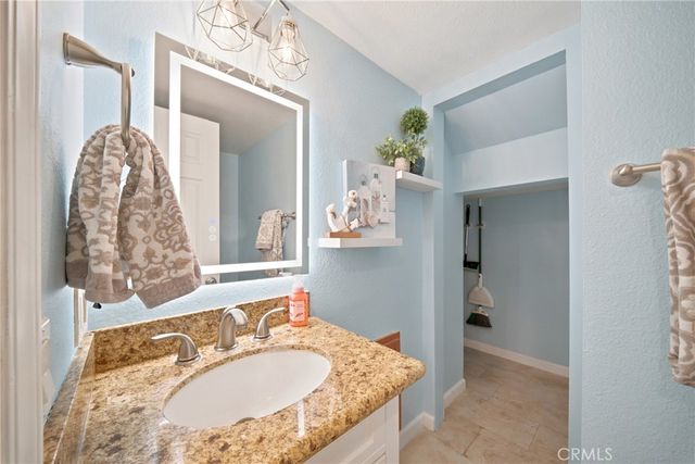 1675 W Lambert Rd. 17 E, La Habra, CA 90631