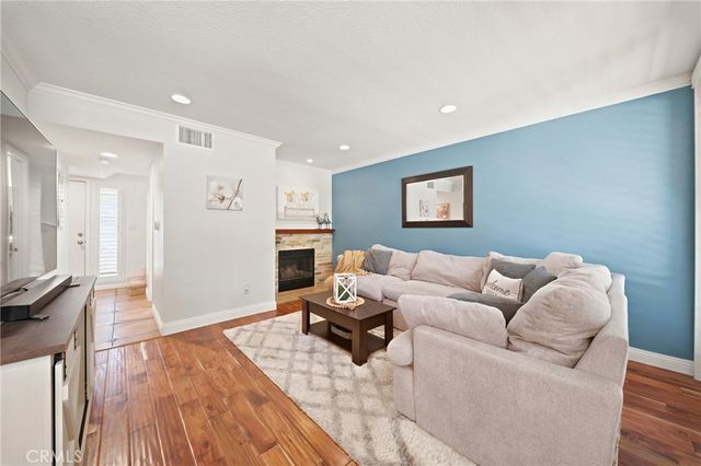1675 W Lambert Rd. 17 E, La Habra, CA 90631
