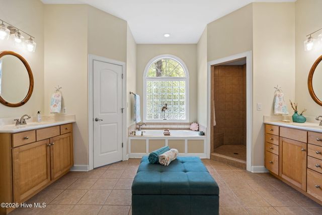 1872 Oak Harbour Drive SW, Ocean Isle Beach, NC 28469