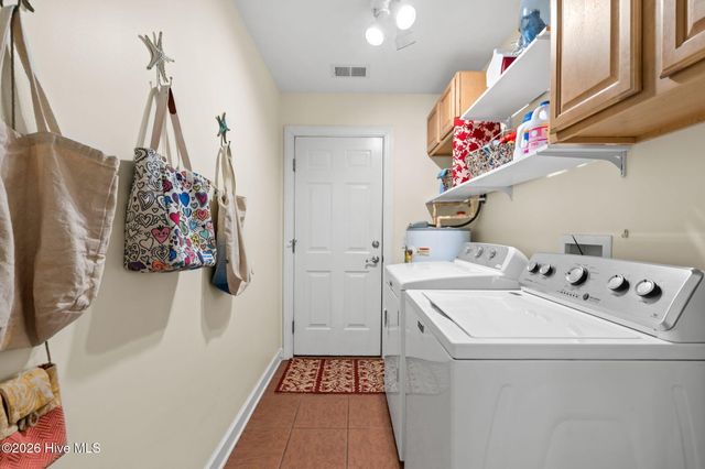 1872 Oak Harbour Drive SW, Ocean Isle Beach, NC 28469