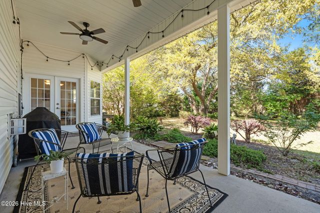 1872 Oak Harbour Drive SW, Ocean Isle Beach, NC 28469