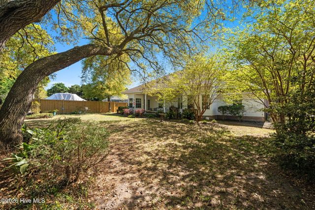 1872 Oak Harbour Drive SW, Ocean Isle Beach, NC 28469