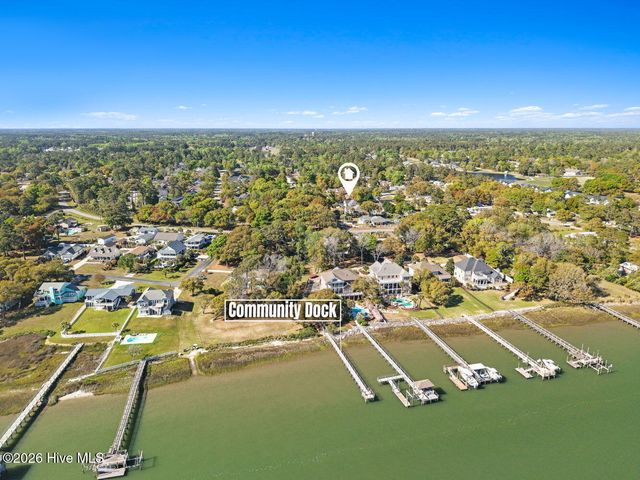 1872 Oak Harbour Drive SW, Ocean Isle Beach, NC 28469