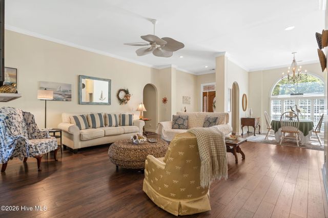 1872 Oak Harbour Drive SW, Ocean Isle Beach, NC 28469