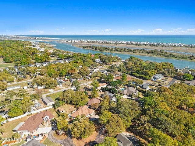 1872 Oak Harbour Drive SW, Ocean Isle Beach, NC 28469