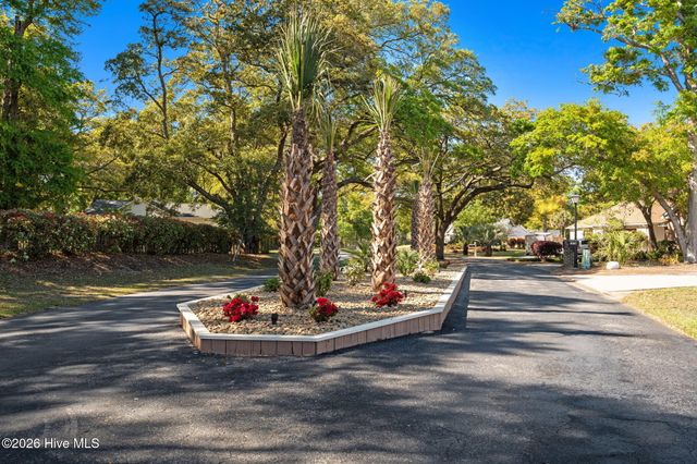 1872 Oak Harbour Drive SW, Ocean Isle Beach, NC 28469