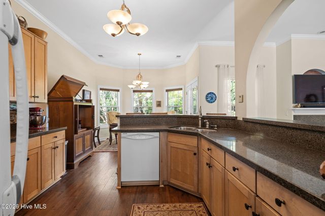 1872 Oak Harbour Drive SW, Ocean Isle Beach, NC 28469