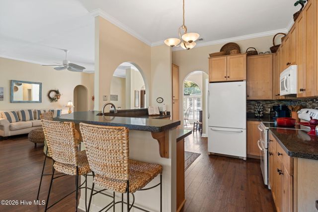 1872 Oak Harbour Drive SW, Ocean Isle Beach, NC 28469