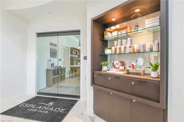 11861 VENETIAN LAGOON DR 202, Fort Myers, FL 33913